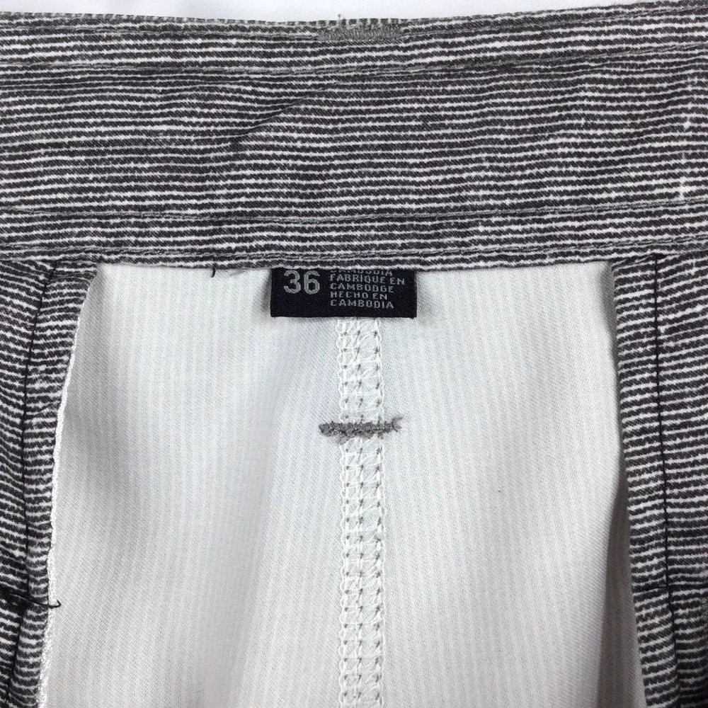 O'Neill Hybrid Board Shorts Men's Size 36 Gray Blue Striped Swim